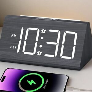 Wooden Digital LED Clock Plug in with Large Numbers